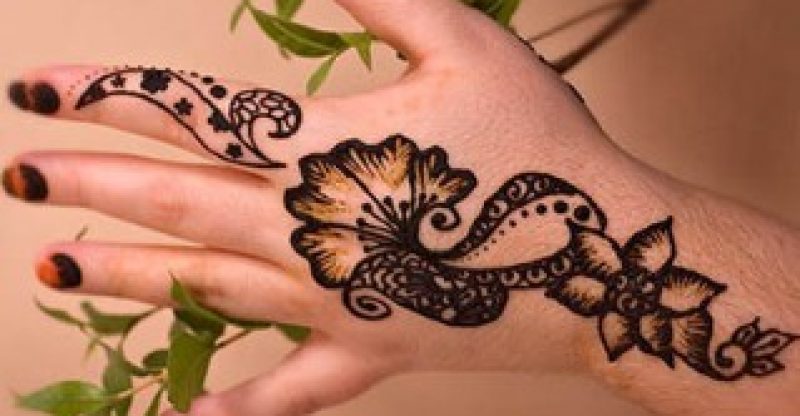 Traditional, Medicinal Uses of Henna Plant
