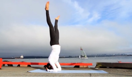 Sirsasana - Procedure and Benefits 3 Sirsasana - Procedure and Benefits 1