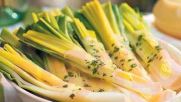 10 Amazing Health Benefits Of Leeks