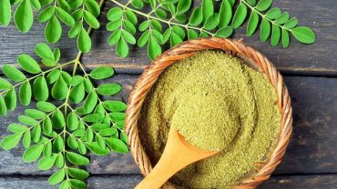 10 Amazing Health Benefits of Drumstick Leaves (Moringa Leaves)
