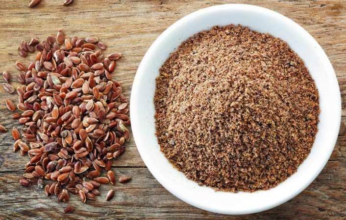 5 Surprising Reasons to Eat Flax Seeds for Weight Loss 1 5 Surprising Reasons to Eat Flax Seeds for Weight Loss 1