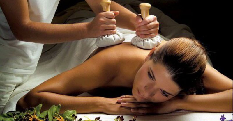 Types Of Fomentation In Ayurveda And Its Benefits